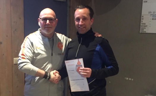 Eric van Boekel geslaagd opleiding verenigingsscheidsrechter