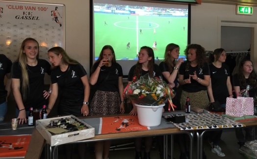 Gassel VR1 kampioen 4e klasse 4 / mei 2019 / foto 11