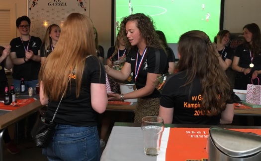 Gassel VR1 kampioen 4e klasse 4 / mei 2019 / foto 18