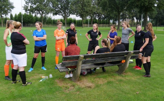 Eerste trainingsdag 2019-2020 Gassel VR1 en VR2 / 04 augustus 2019 / foto 4