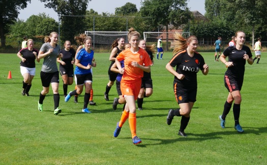 Eerste trainingsdag 2019-2020 Gassel VR1 en VR2 / 04 augustus 2019 / foto 10