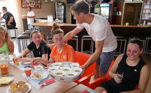 Eerste trainingsdag 2019-2020 Gassel VR1 en VR2 / 04 augustus 2019 / foto 19