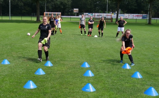 Eerste trainingsdag 2019-2020 Gassel VR1 en VR2 / 04 augustus 2019 / foto 23