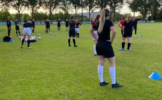 Laatste training Harm van Daal bij Gassel VR1 (foto 01)